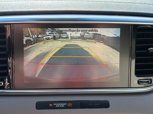 Used 2022 Kia Sportage EX w/ EX Technology Package FWD image 29
