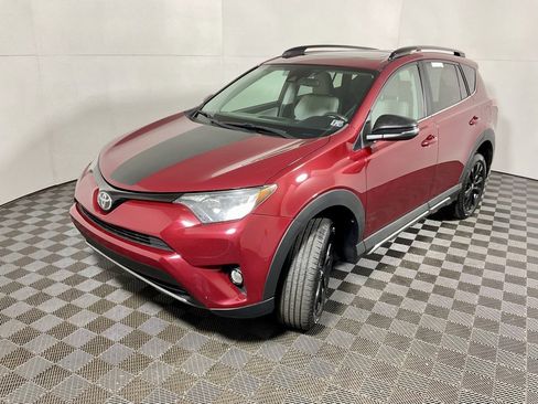 Used 2018 Toyota RAV4 Adventure image 9