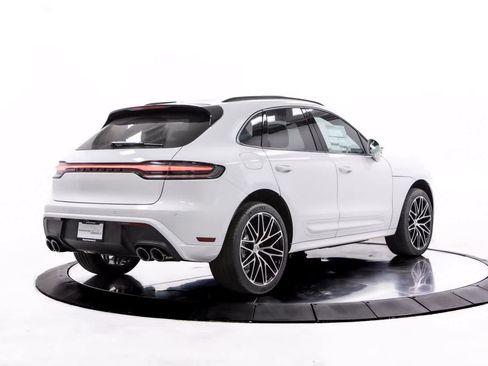 Certified 2026 Porsche Macan AWD/4WD image 7