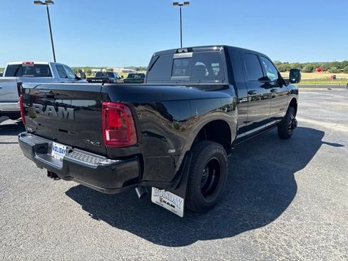 New 2026 RAM 3500 Laramie AWD/4WD image 5