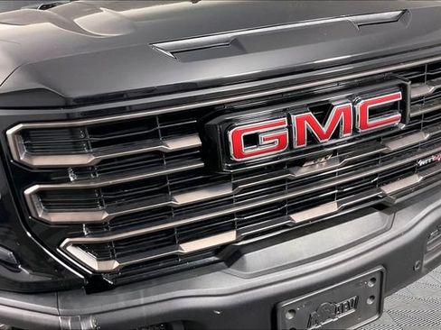 Used 2024 GMC Sierra 1500 AT4X w/ AT4X AEV Edition AWD/4WD image 28