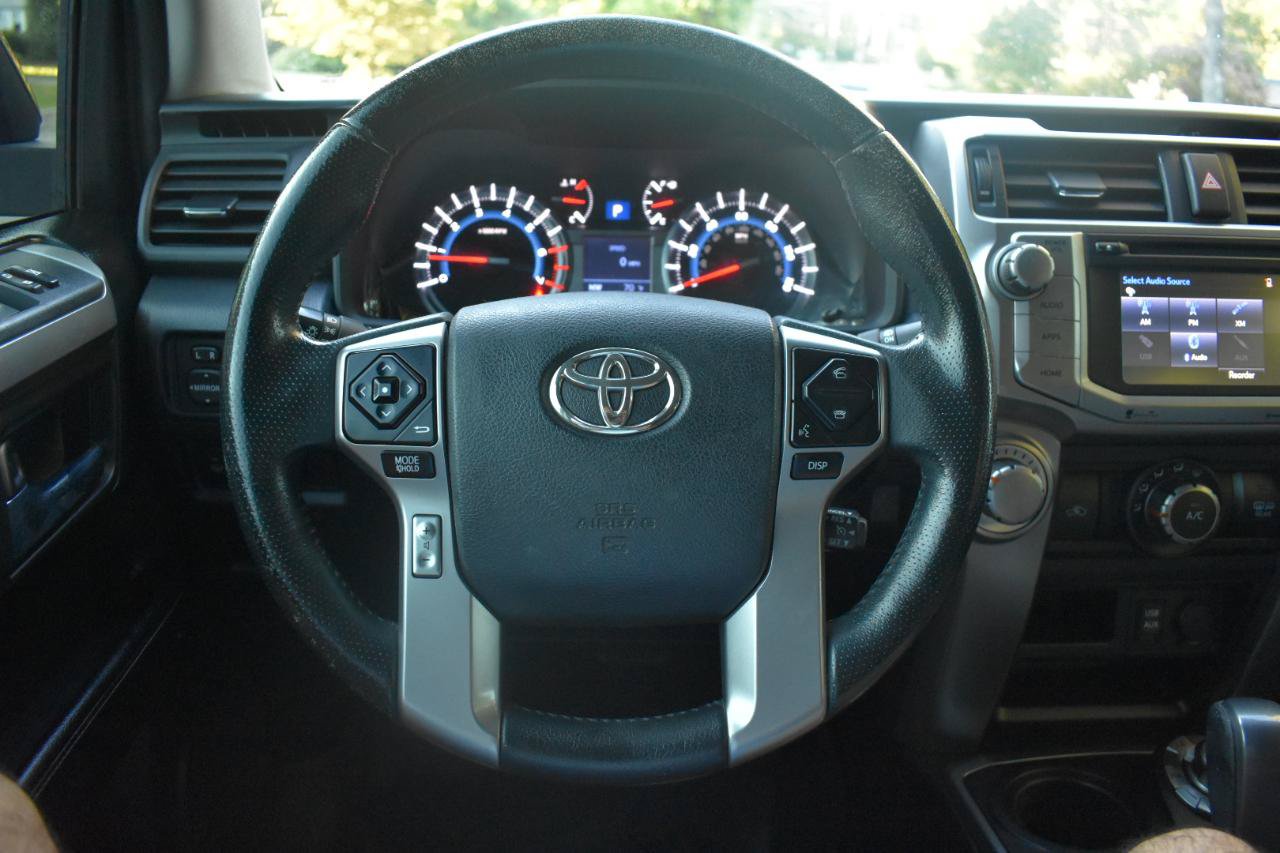 Used 2016 Toyota 4Runner SR5 Premium AWD/4WD image 26
