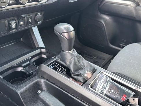 Used 2021 Toyota Tacoma TRD Off-Road image 25