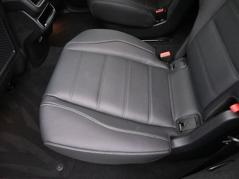 Used 2026 Mercedes-Benz GLS 450 4MATIC image 19