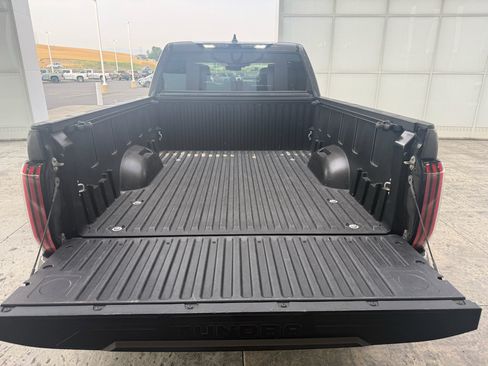 Used 2023 Toyota Tundra Limited w/ TRD Off-Road Package AWD/4WD image 9