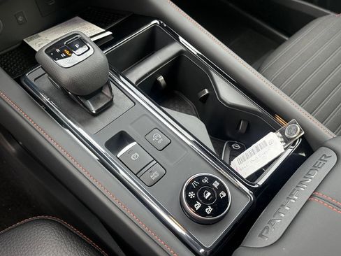 New 2026 Nissan Pathfinder Rock Creek image 13