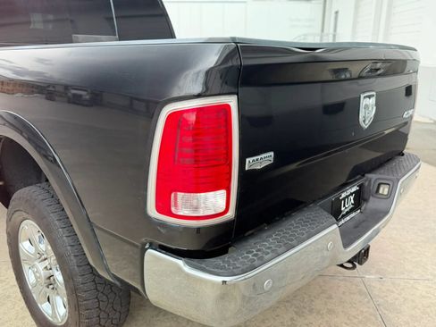 Used 2016 RAM 2500 Laramie AWD/4WD image 13