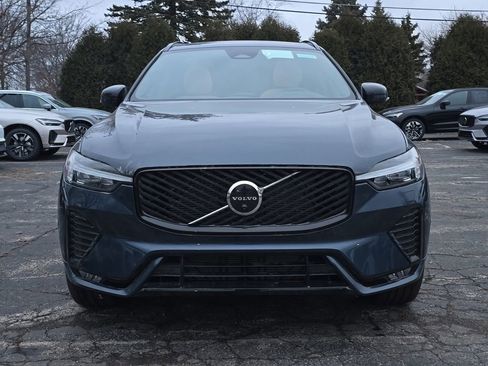 New 2026 Volvo XC60 B5 Plus w/ Climate Package AWD/4WD image 2