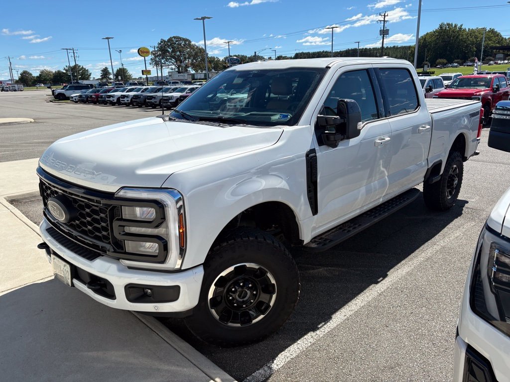 Used 2026 Ford F350 Lariat w/ Tremor Off-Road Package AWD/4WD image 2