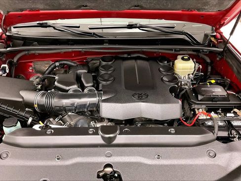 Used 2021 Toyota 4Runner TRD Off-Road Premium image 25