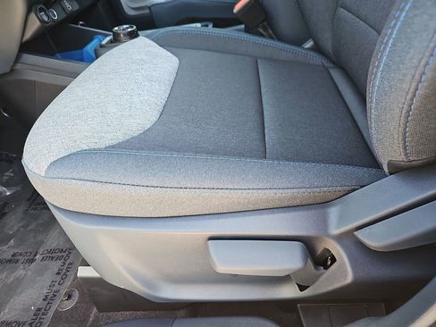 New 2025 Ford Maverick XLT image 28