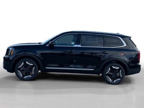 New 2025 Kia Telluride S image 2