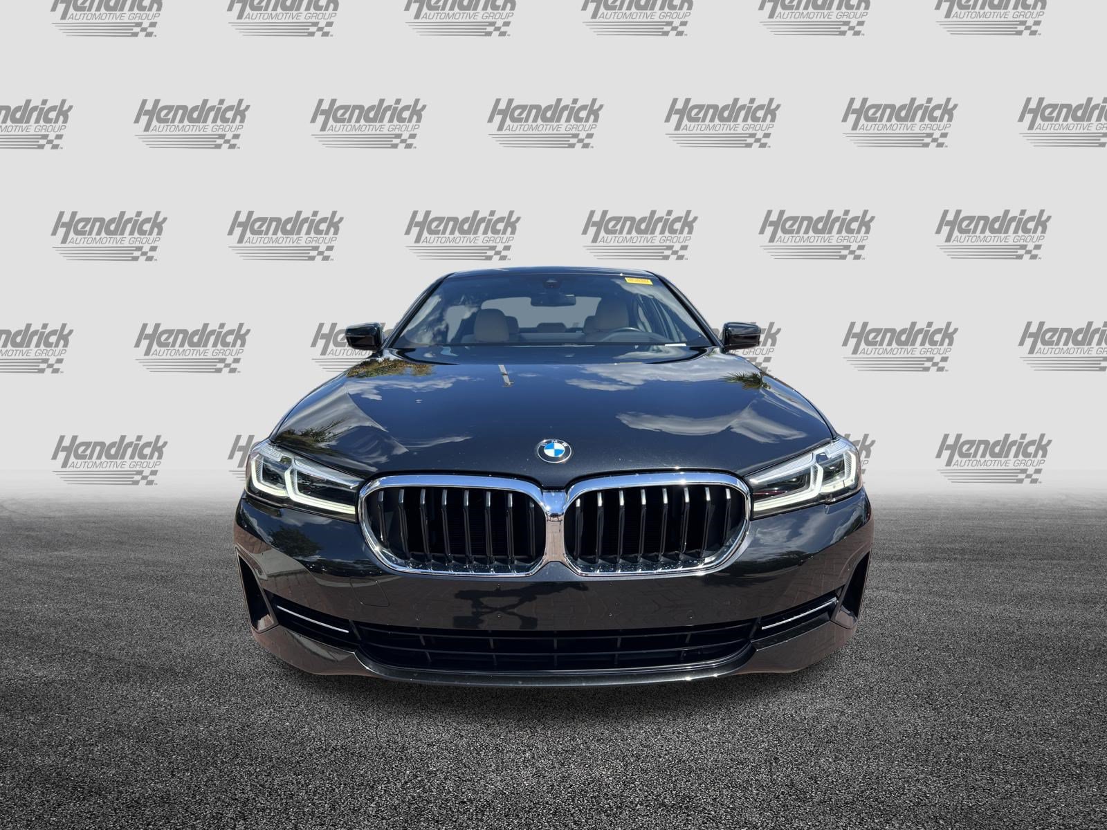 Certified 2023 BMW 540i xDrive w/ Premium Package AWD/4WD image 3