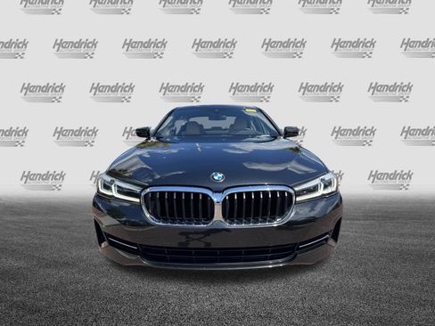 Used 2023 BMW 540i xDrive w/ Premium Package AWD/4WD image 3