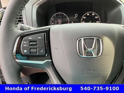 Certified 2026 Honda Odyssey Touring image 39