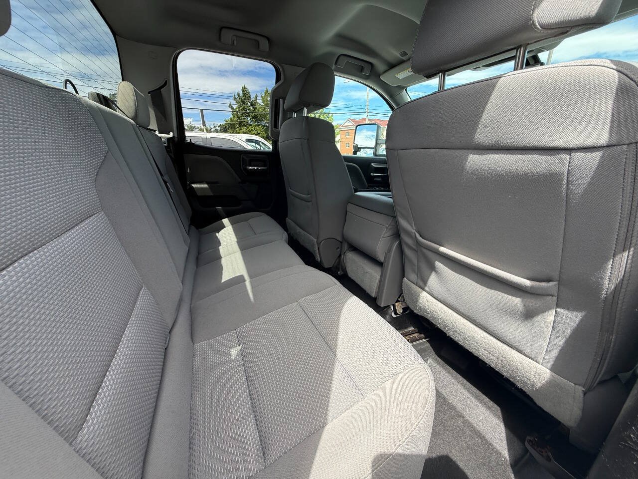 Used 2019 Chevrolet Silverado 2500 W/T AWD/4WD image 9