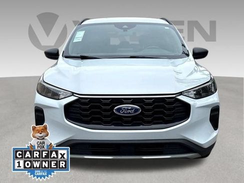 Used 2025 Ford Escape ST-Line FWD image 2