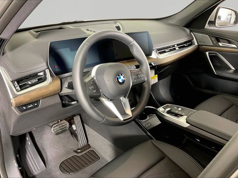 New 2026 BMW X1 xDrive28i w/ Technology Package AWD/4WD image 10