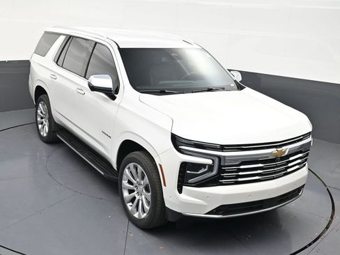 Used 2025 Chevrolet Tahoe Premier RWD image 19