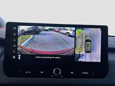 New 2025 Mitsubishi Outlander SE image 14