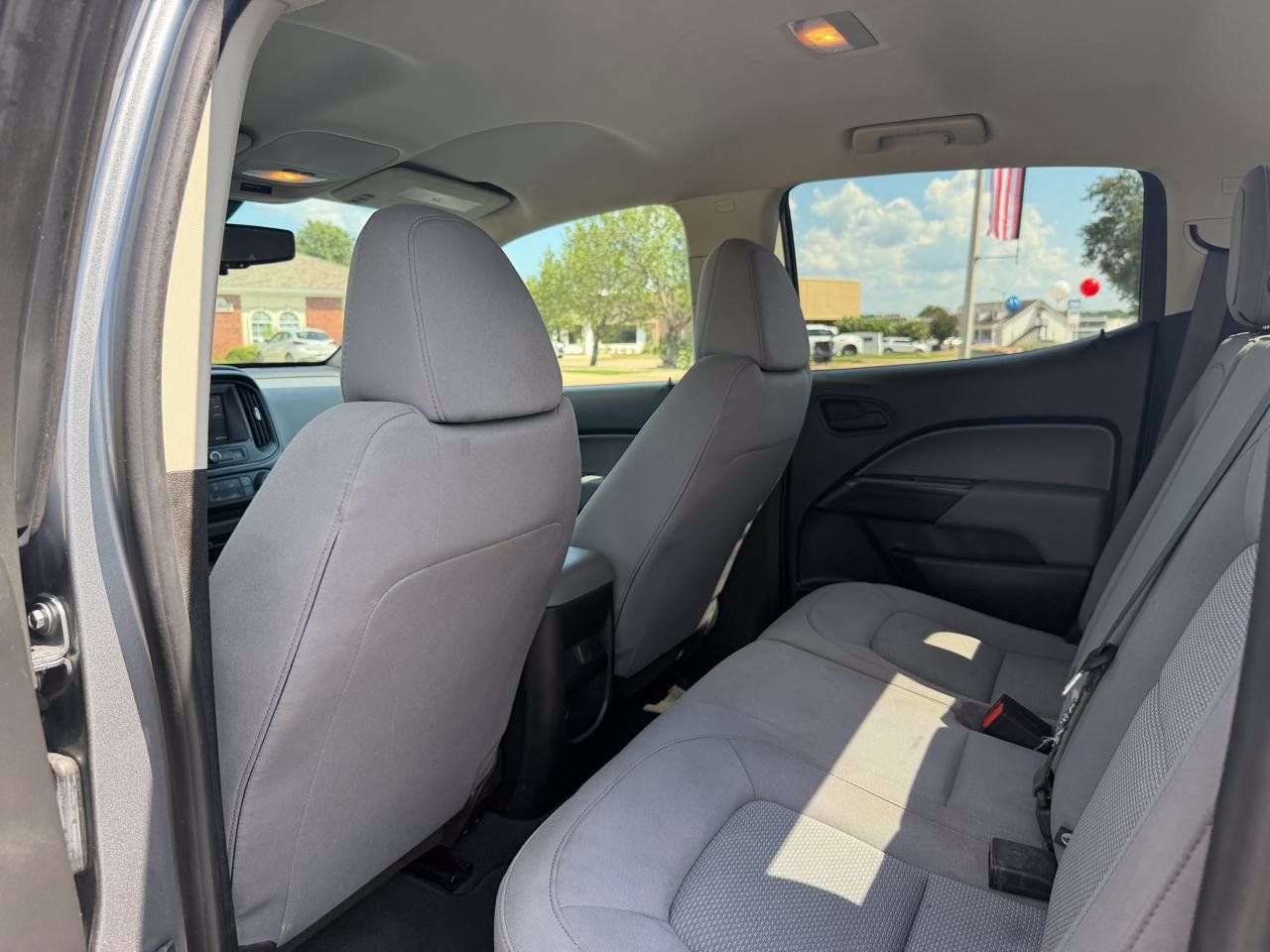 Used 2020 Chevrolet Colorado W/T w/ WT Convenience Package RWD image 12