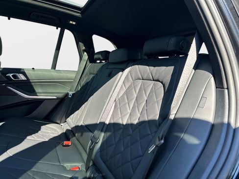 New 2026 BMW X5 M60i image 14