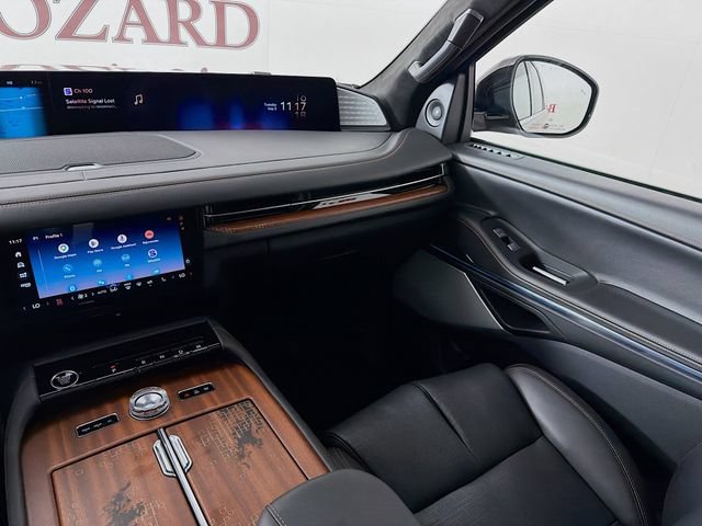 New 2026 Lincoln Navigator Black Label AWD/4WD image 25