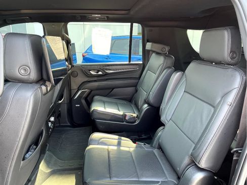 Used 2023 GMC Yukon XL Denali w/ LPO, Floor Liner Package AWD/4WD image 10