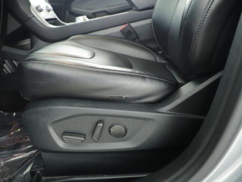 Certified 2022 Ford Edge Titanium w/ Equipment Group 301A image 10