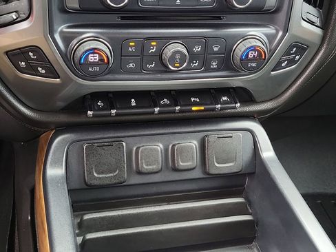 Used 2017 Chevrolet Silverado 1500 LTZ w/ Texas Edition image 35