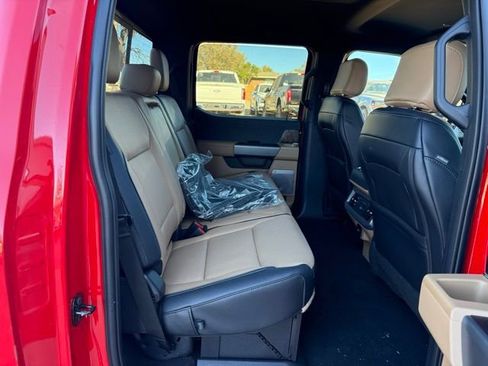 New 2026 Ford F350 Lariat w/ Lariat Premium Package image 10