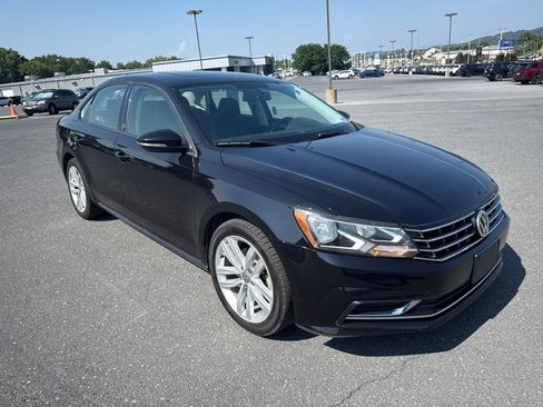 Used 2019 Volkswagen Passat 2.0T Wolfsburg FWD image 7