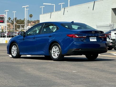 Used 2025 Toyota Camry LE FWD image 3