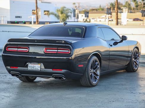 Used 2020 Dodge Challenger R/T Scat Pack image 9