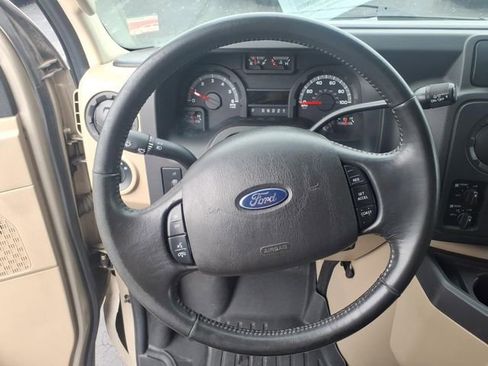 Used 2013 Ford E-150 and Econoline 150 XLT w/ XLT Premium Pkg image 16