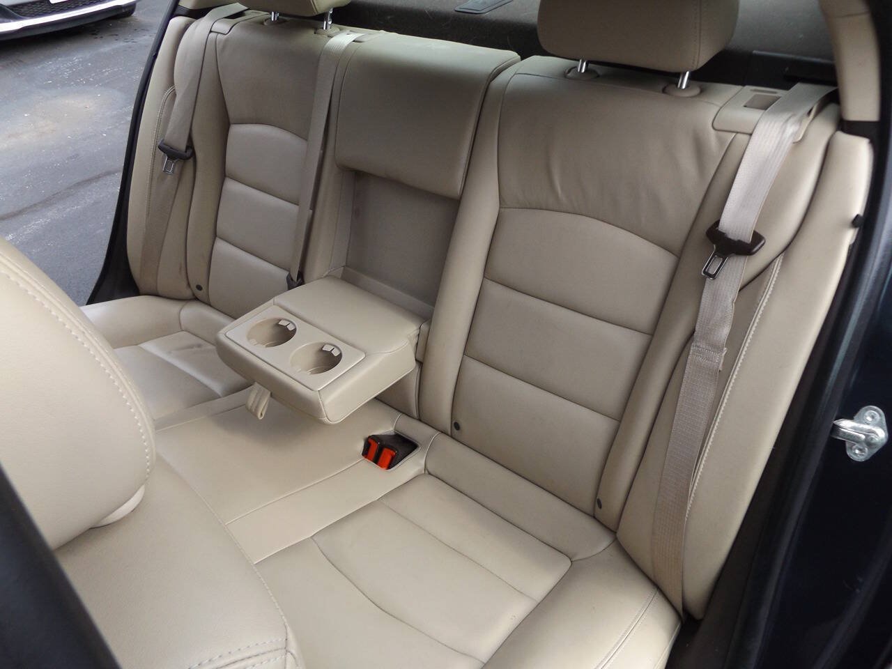 Used 2015 Chevrolet Cruze LTZ w/ Sun, Sound and Sport Package FWD image 15