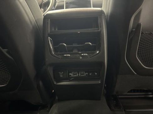 Used 2023 Jeep Grand Cherokee Limited w/ Trailer Tow Prep Group (B) image 31