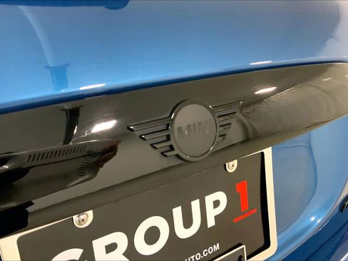 Certified 2024 MINI Cooper SE FWD image 29