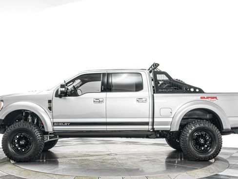 Used 2021 Ford F250 Lariat w/ Lariat Ultimate Package AWD/4WD image 6