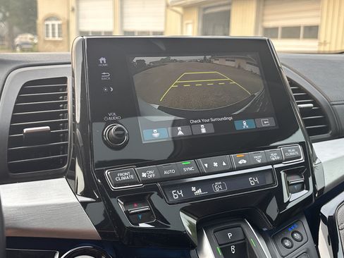 Used 2020 Honda Odyssey Elite image 25