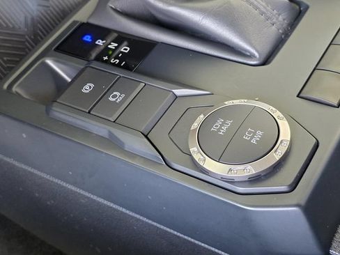 Used 2025 Toyota Tacoma SR5 RWD image 19