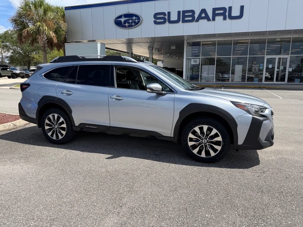 Used 2024 Subaru Outback Touring XT AWD/4WD image 1