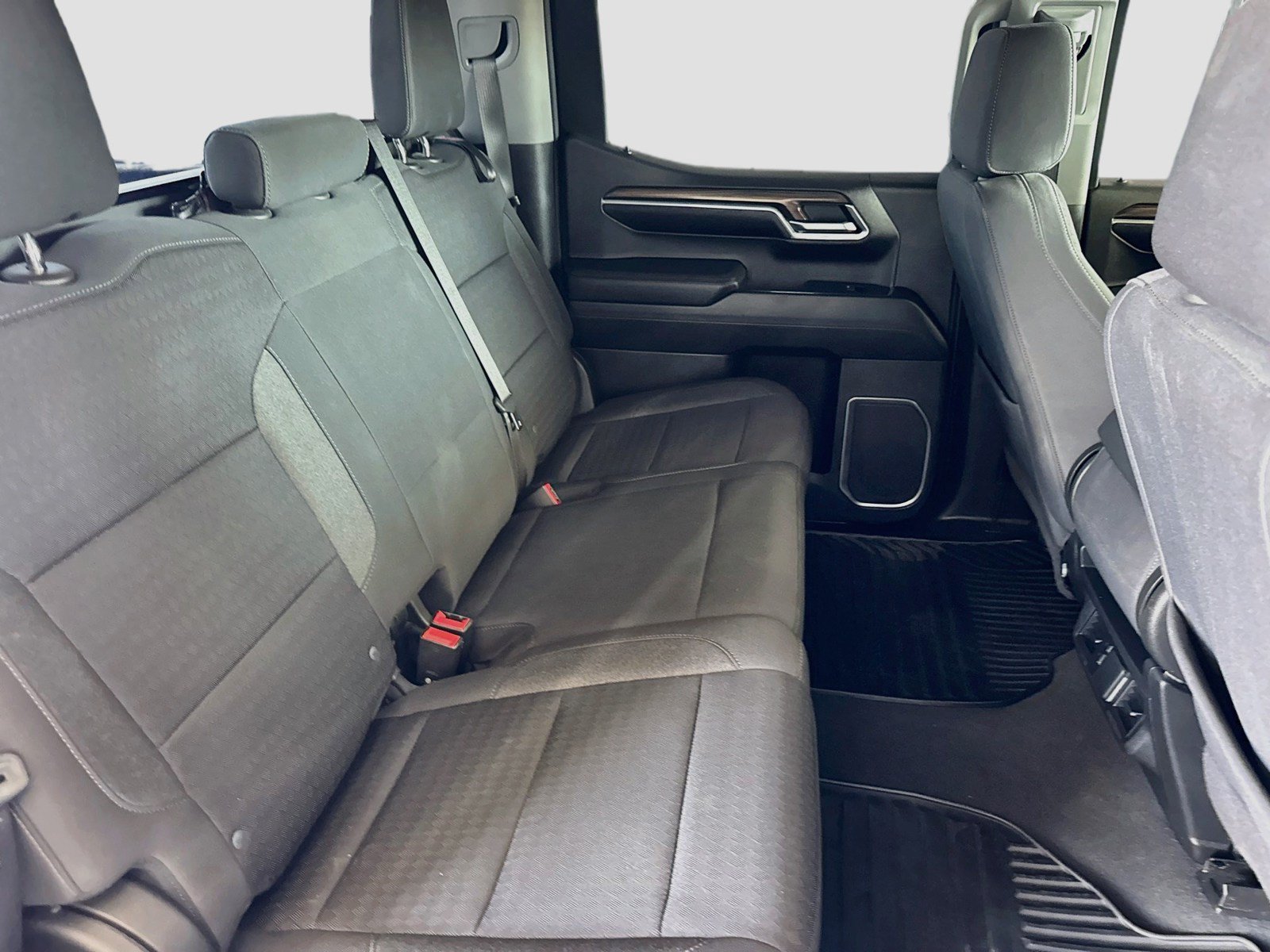 Used 2023 Chevrolet Silverado 1500 LT AWD/4WD image 17