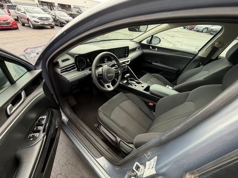 Used 2022 Kia K5 LXS FWD image 5