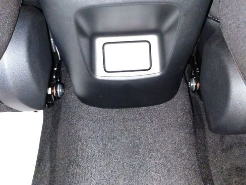 Used 2025 Hyundai Elantra Sport image 20