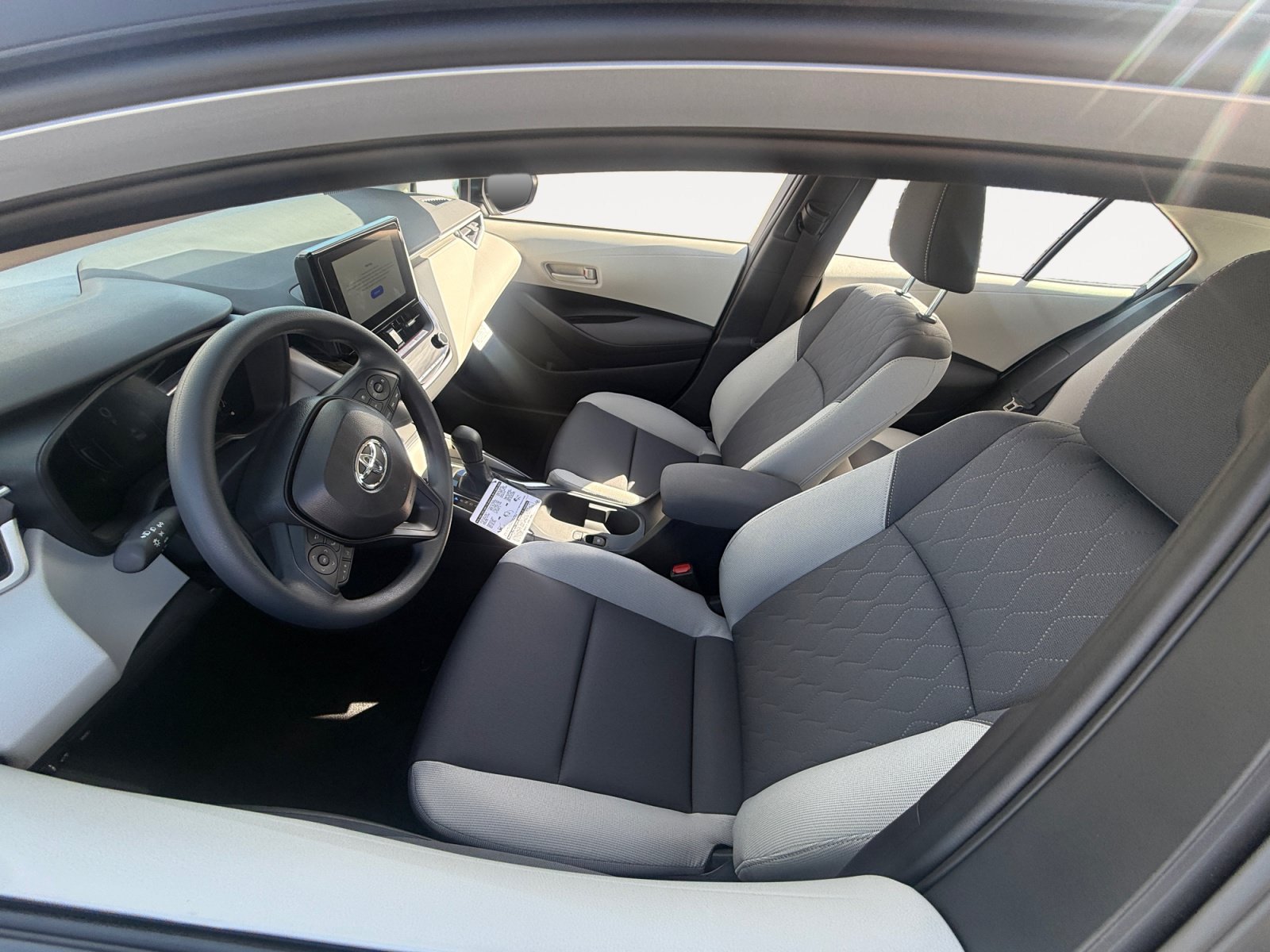 New 2027 Toyota Corolla LE w/ LE Premium Package FWD image 9