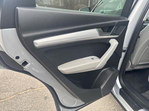 Used 2018 Audi Q5 2.0T Premium Plus AWD/4WD image 36