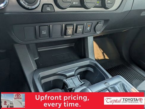Used 2023 Toyota Tacoma TRD Sport AWD/4WD image 20