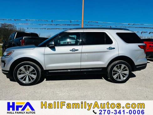 Used 2018 Ford Explorer Limited AWD/4WD image 2