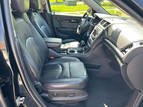Used 2017 GMC Acadia Limited SLT AWD/4WD image 15